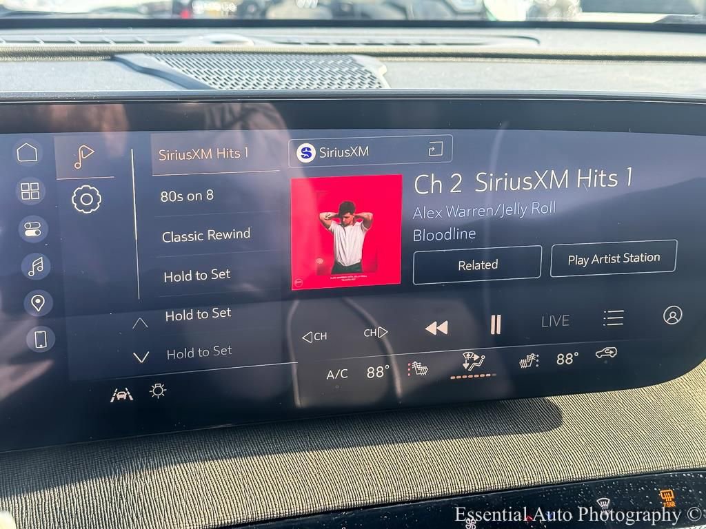 New 2026 Buick Enclave Sport Touring w/ Power Package image 18