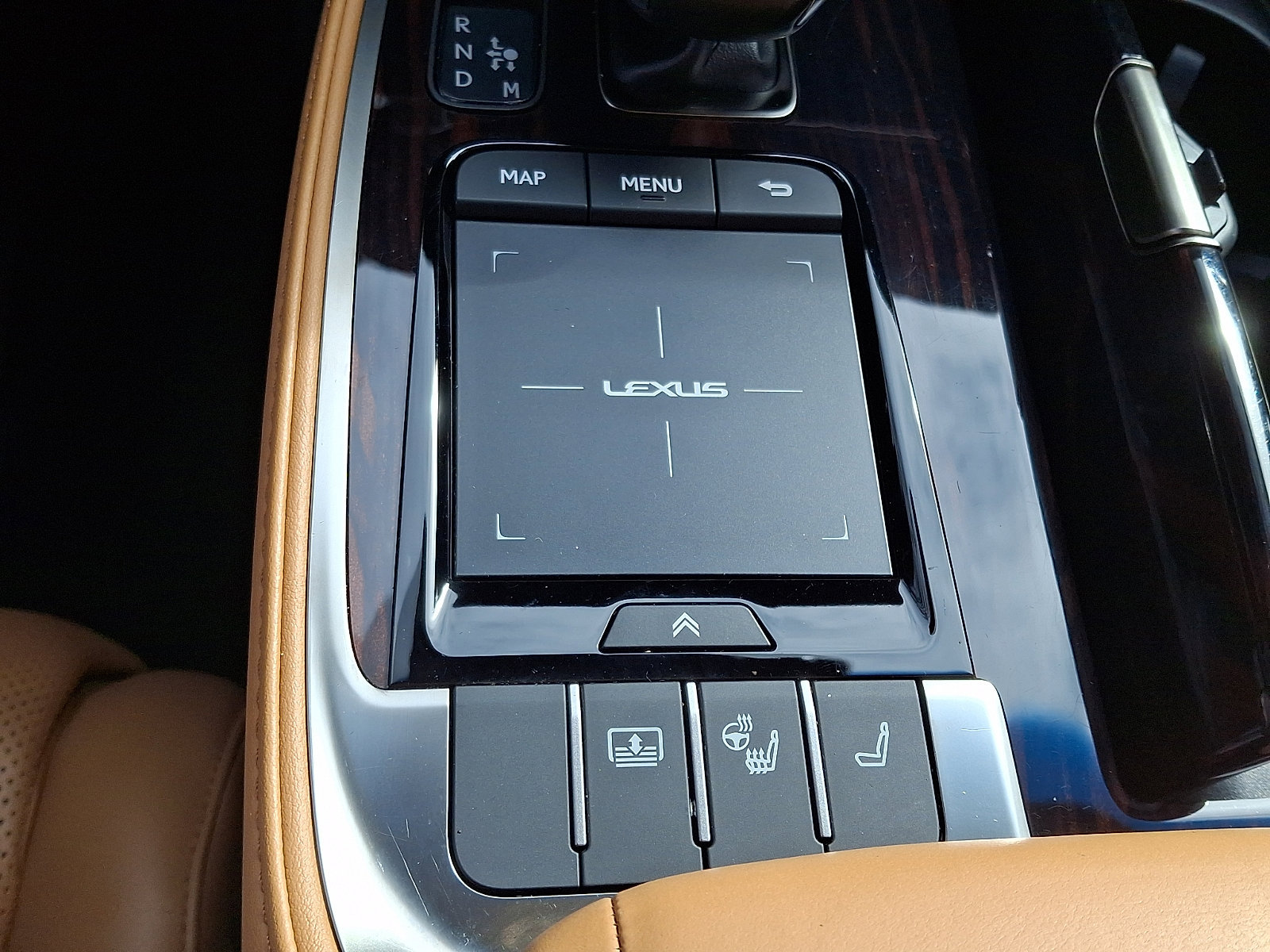 Certified 2022 Lexus LS 500 AWD w/ Interior Upgrade Package image 26