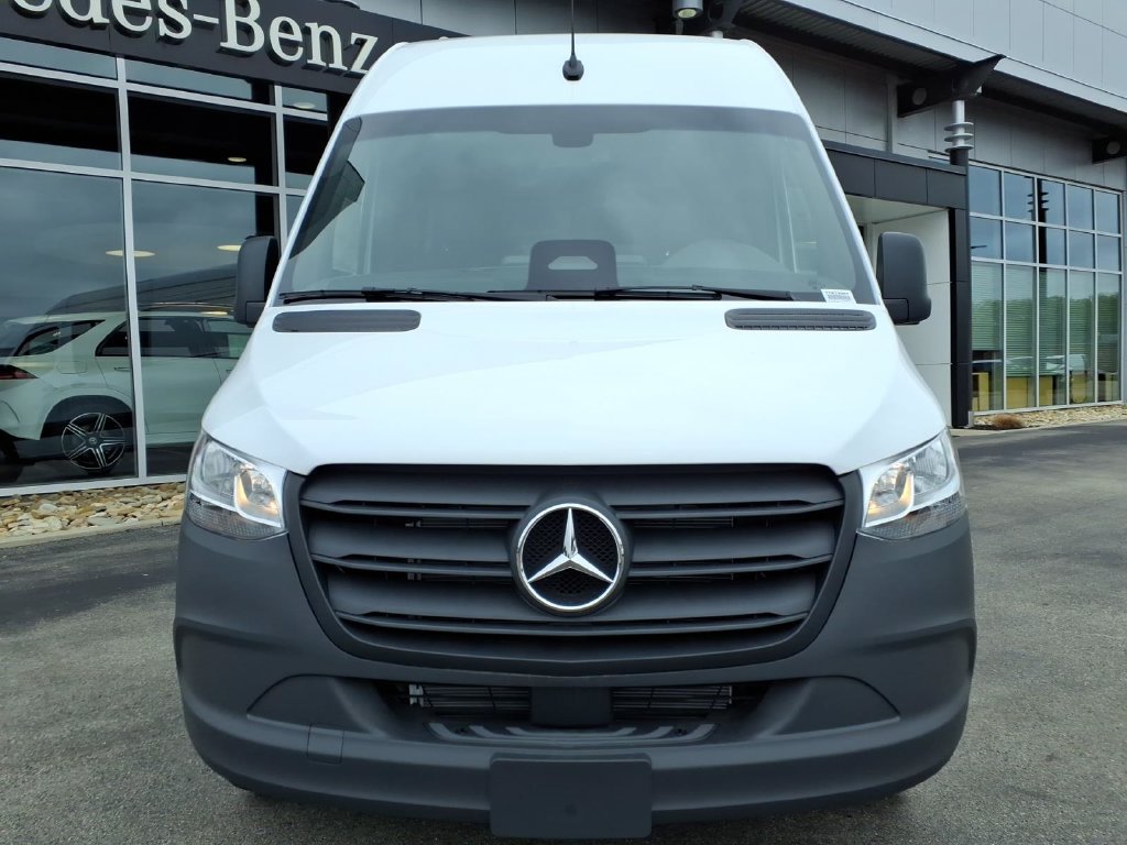 New 2026 Mercedes-Benz Sprinter 2500 image 9