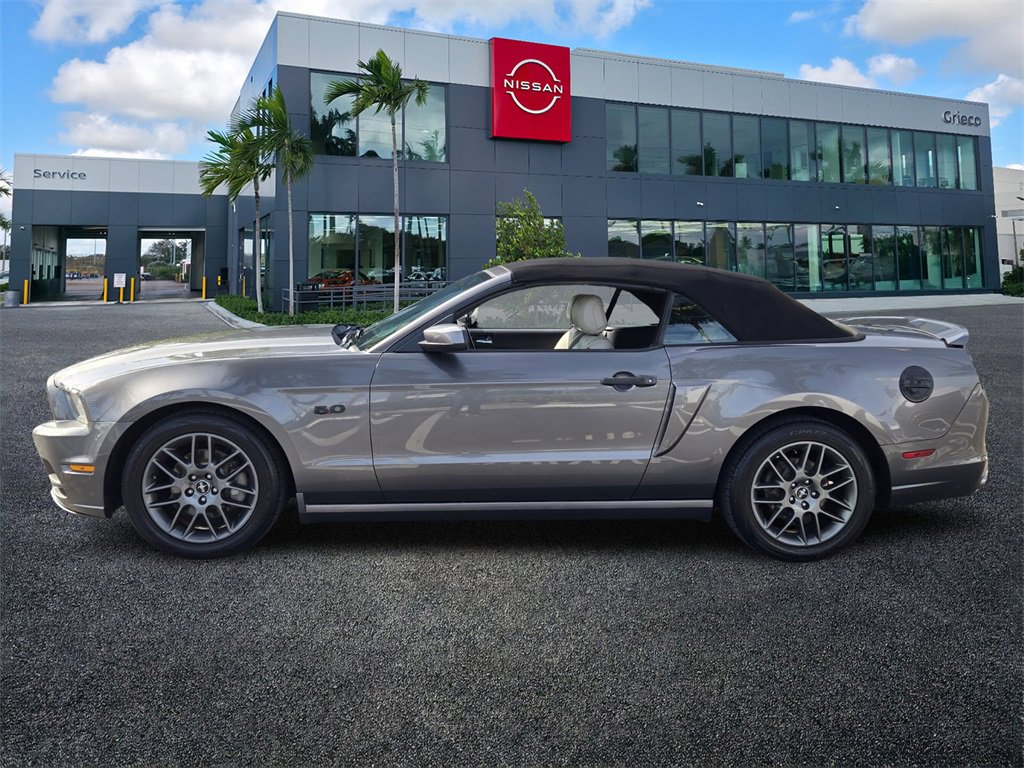 Used 2014 Ford Mustang Premium w/ Electronics Package image 4