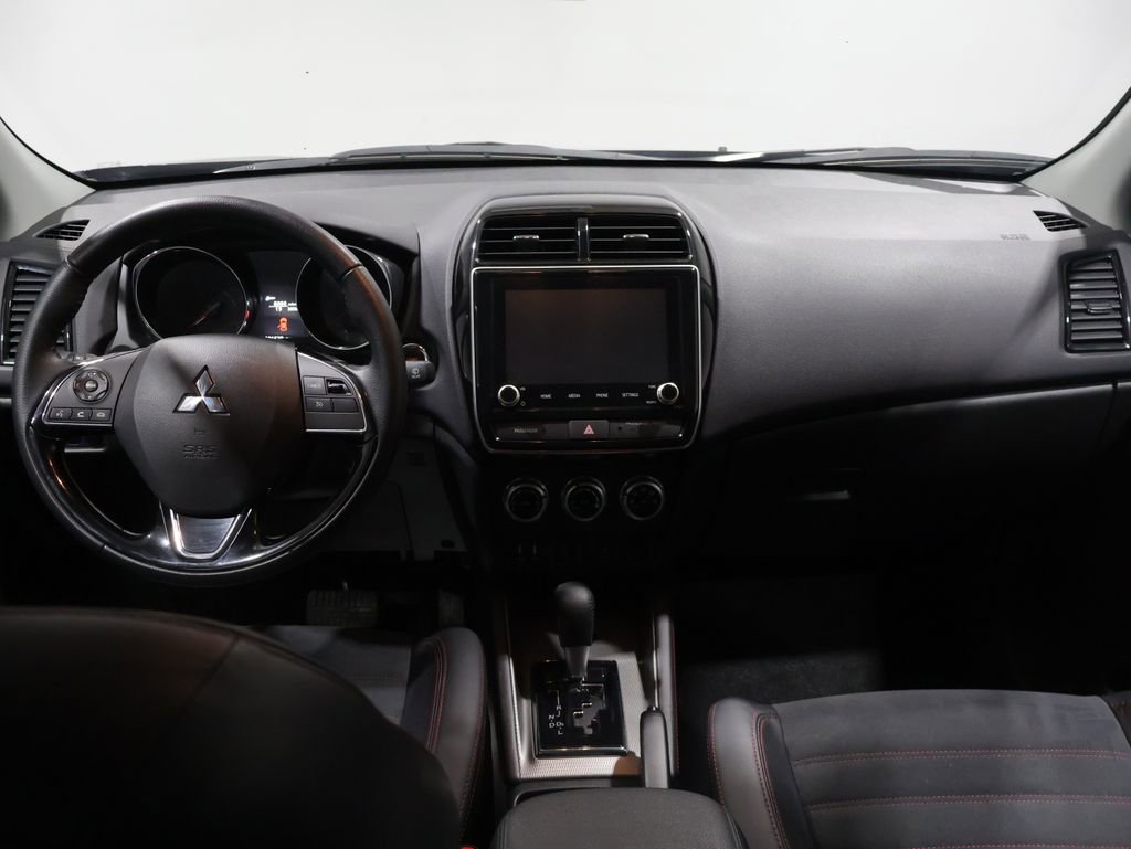 Used 2025 Mitsubishi Outlander Sport AWD image 15