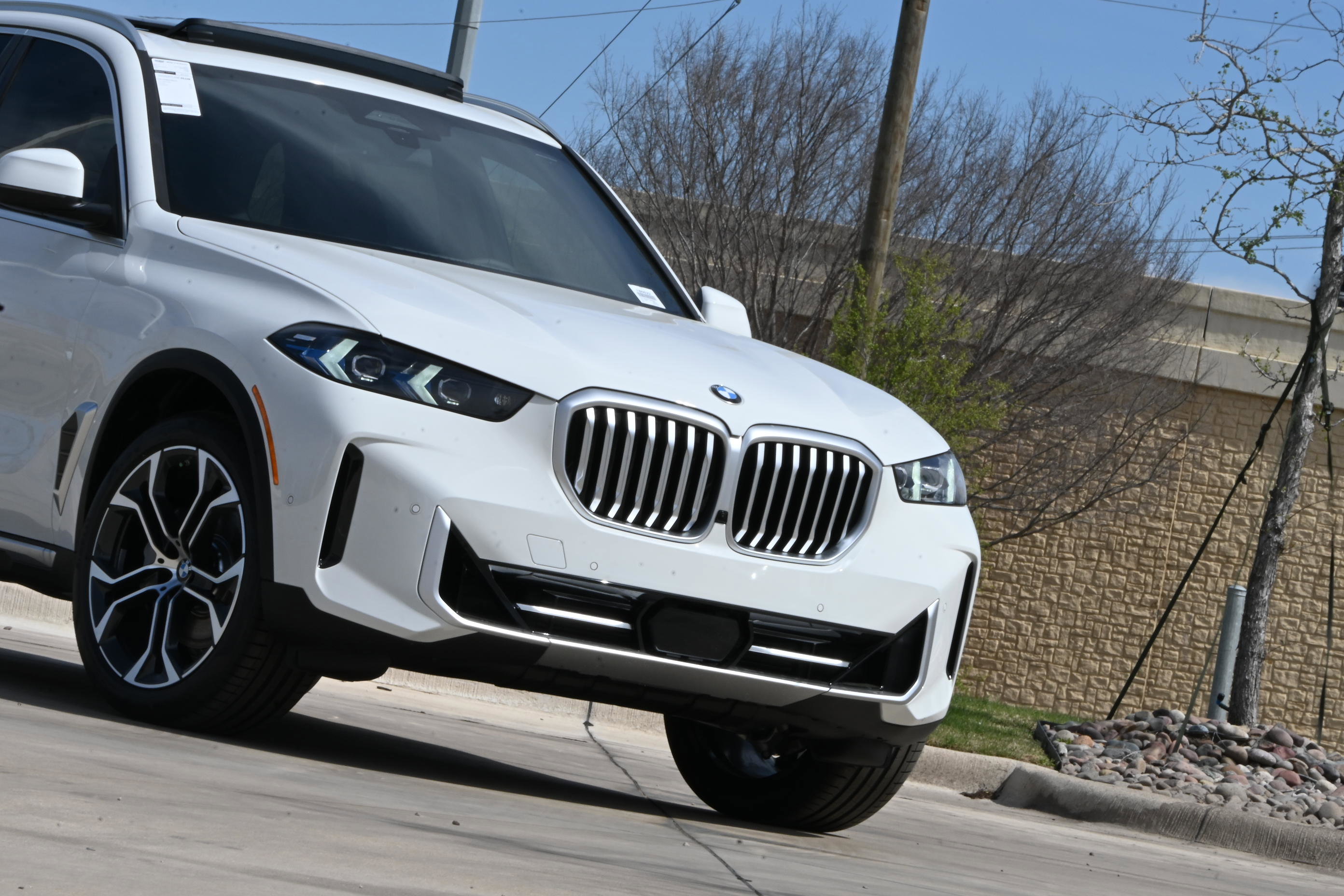New 2026 BMW X5 sDrive40i RWD image 5
