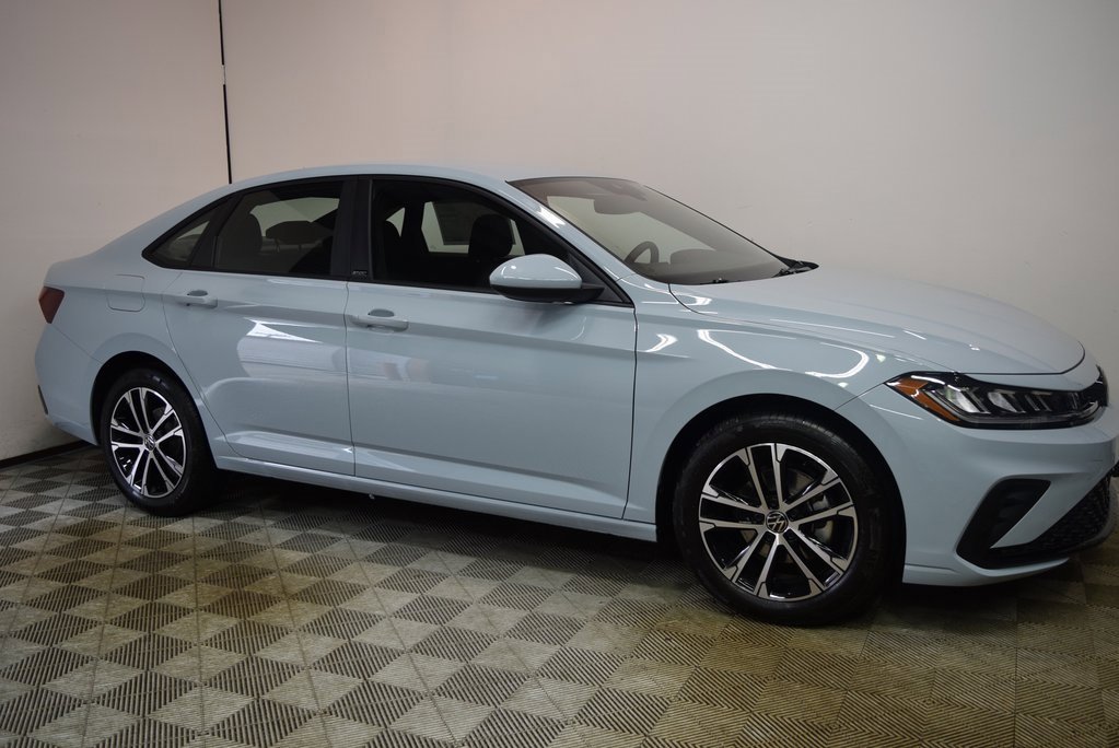 New 2026 Volkswagen Jetta Sport image 3
