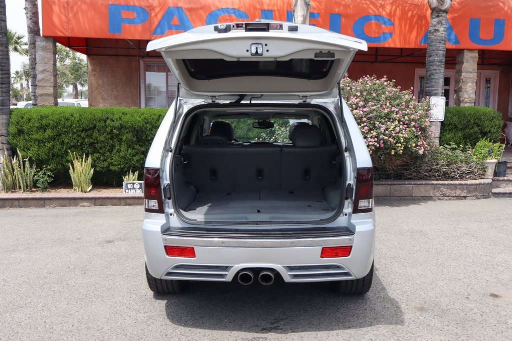 Used 2007 Jeep Grand Cherokee SRT8 w/ SRT Option Group I image 8