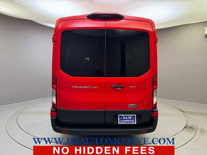 Used 2023 Ford Transit 350 XLT image 4