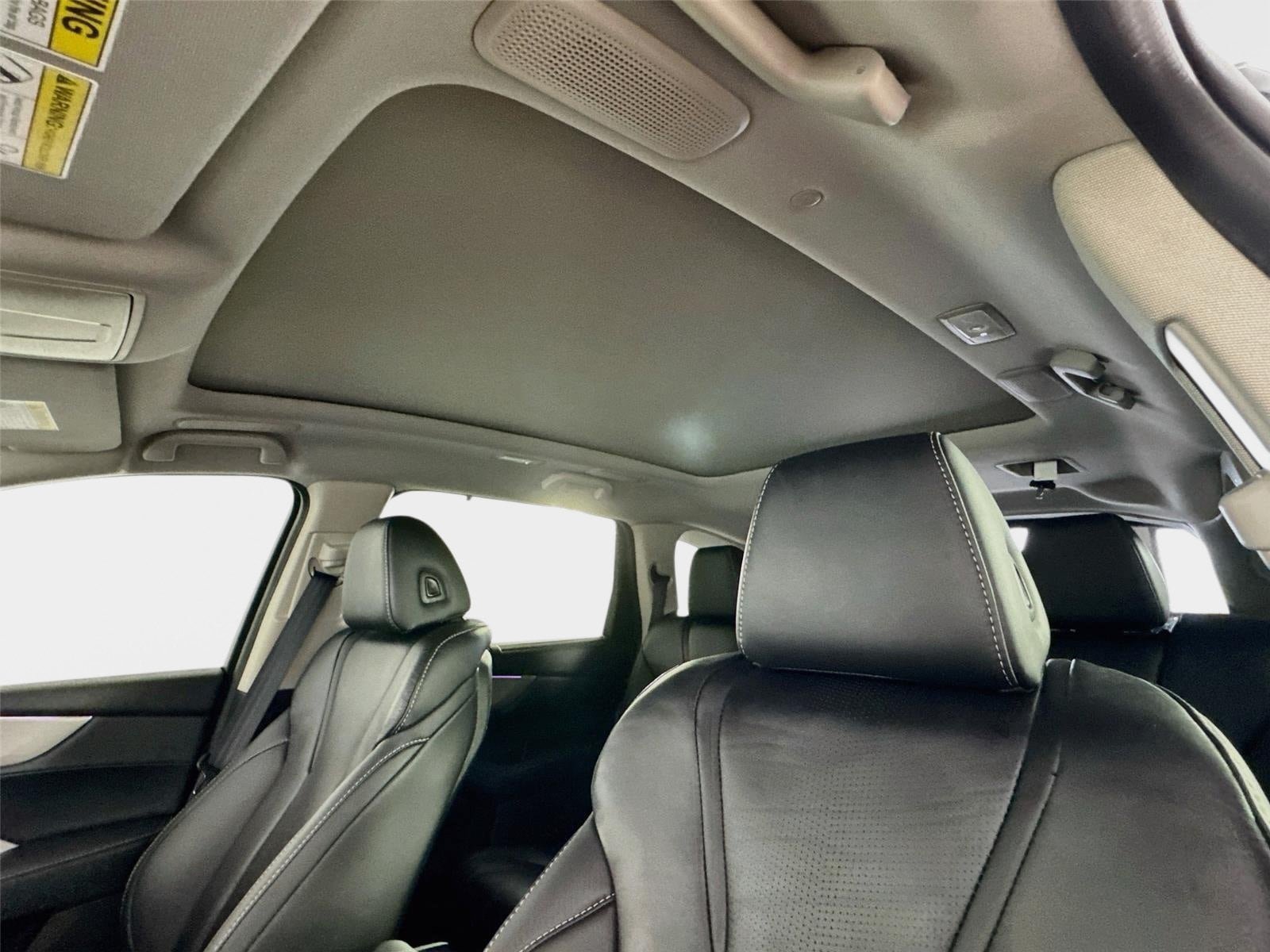 Used 2025 Acura MDX w/ Technology Package FWD image 14