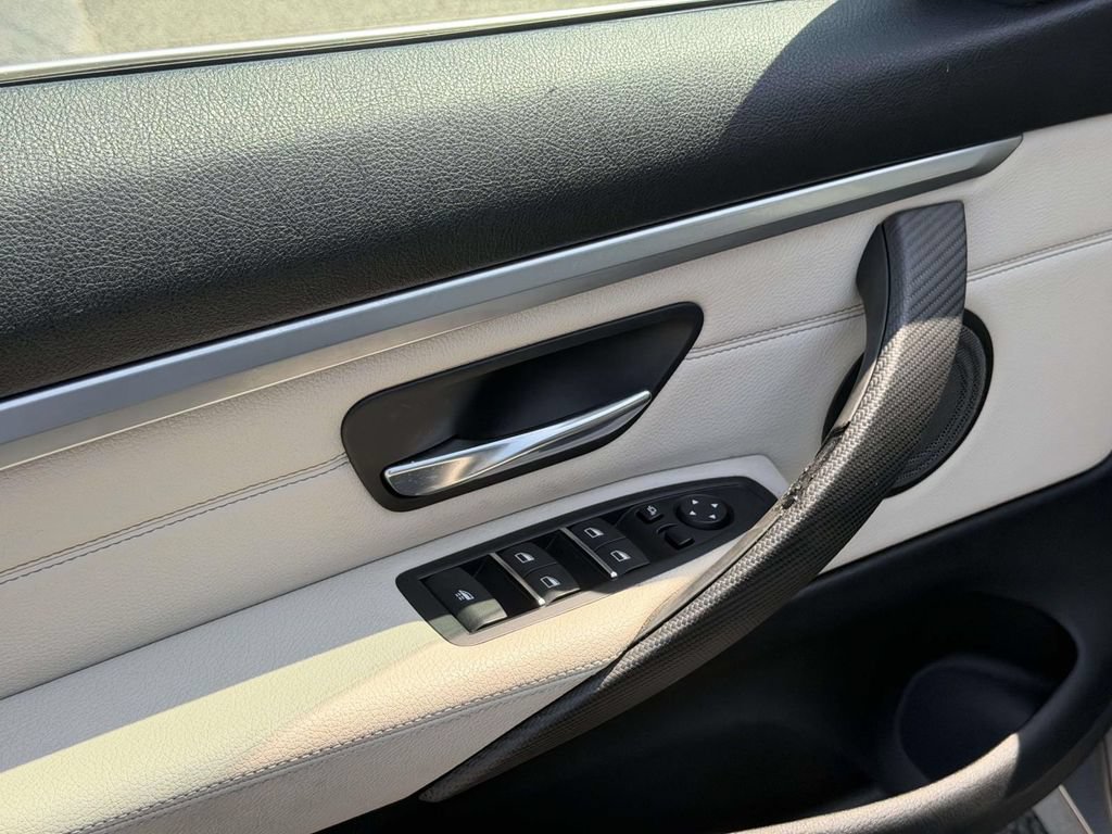 Used 2018 BMW 440i xDrive Convertible AWD/4WD image 17