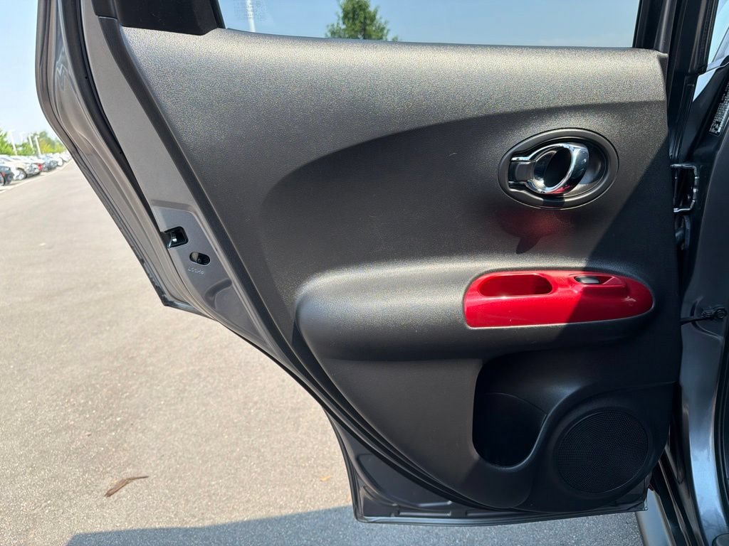 Used 2015 Nissan Juke SL AWD/4WD image 19