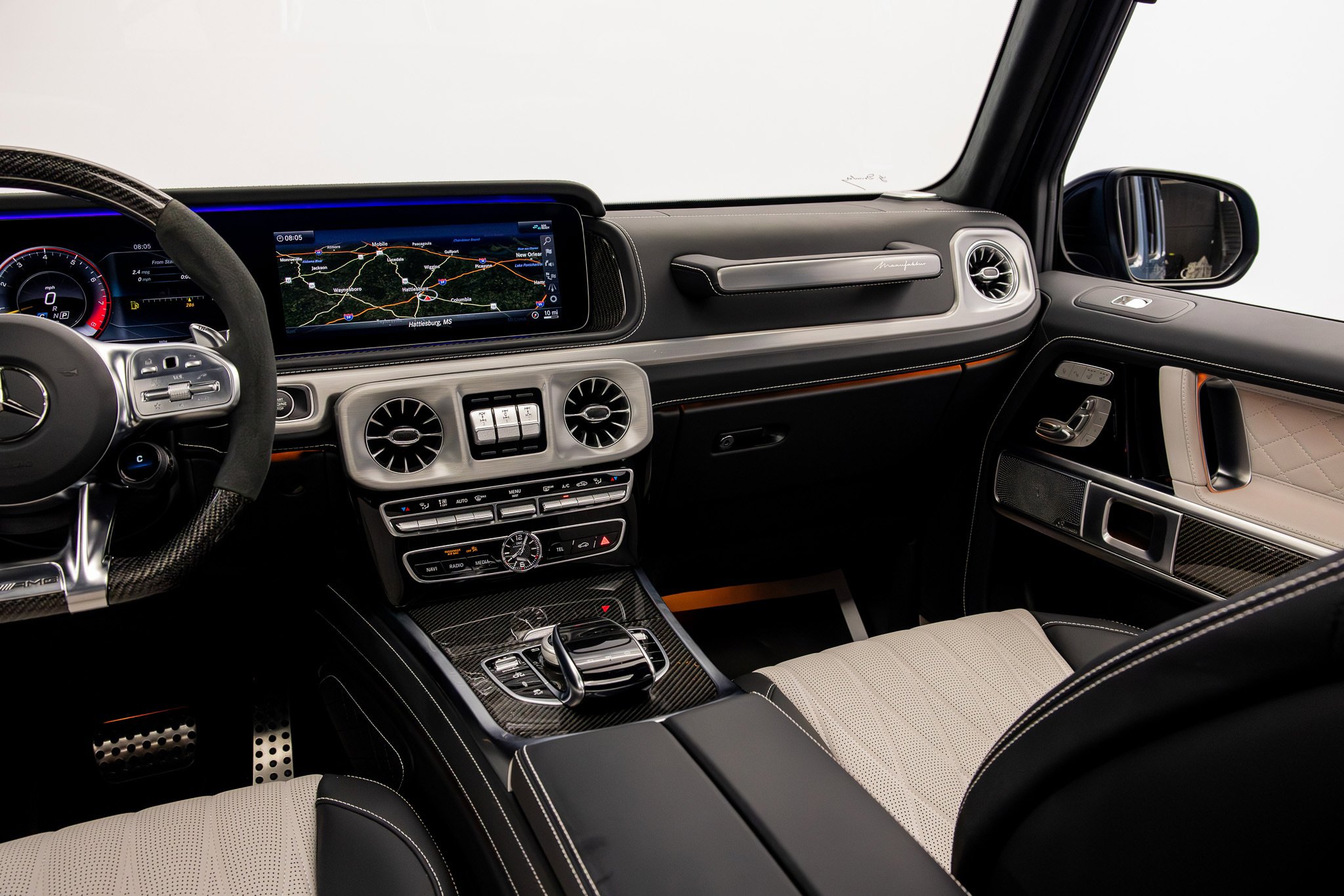 Used 2024 Mercedes-Benz G 63 AMG 4MATIC image 46