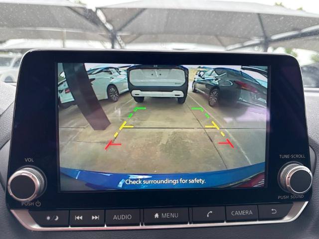 Certified 2025 Nissan Sentra SV FWD image 16