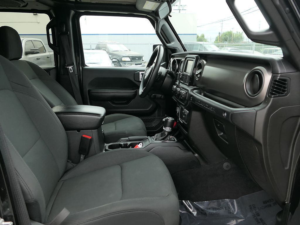 Used 2021 Jeep Wrangler Unlimited Sport AWD/4WD image 25