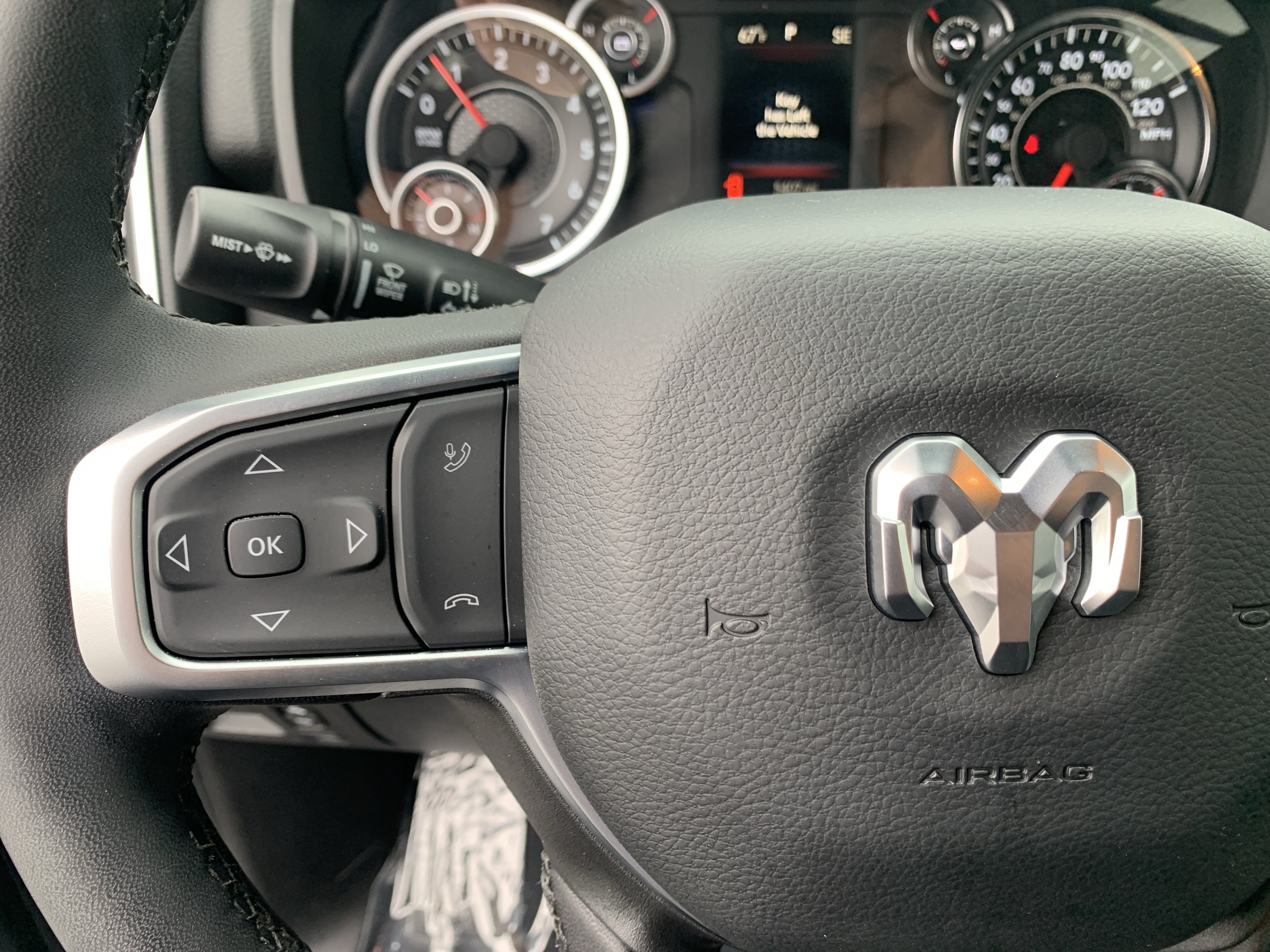 Certified 2025 RAM 1500 Big Horn RWD image 9