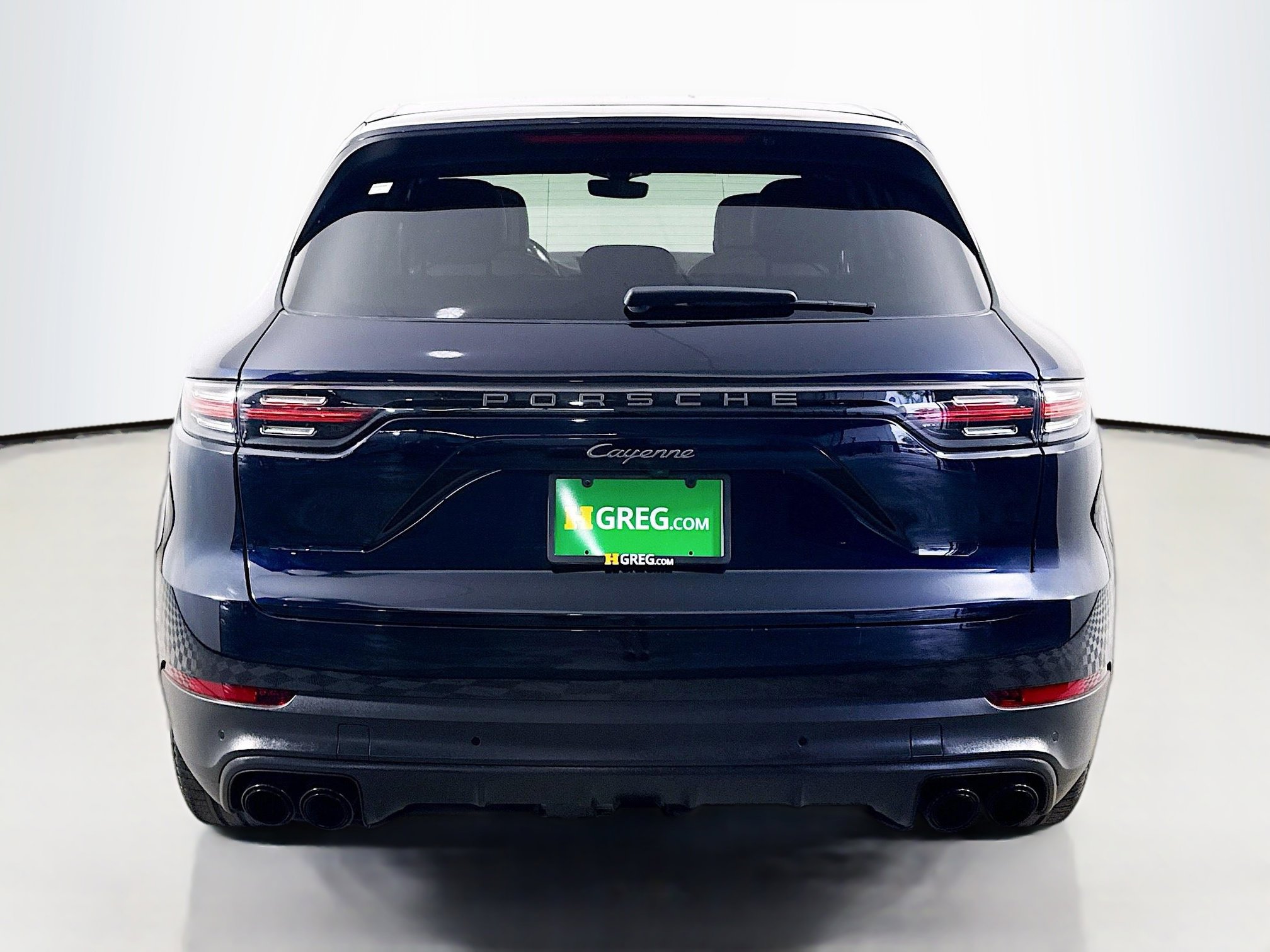 Used 2023 Porsche Cayenne image 8