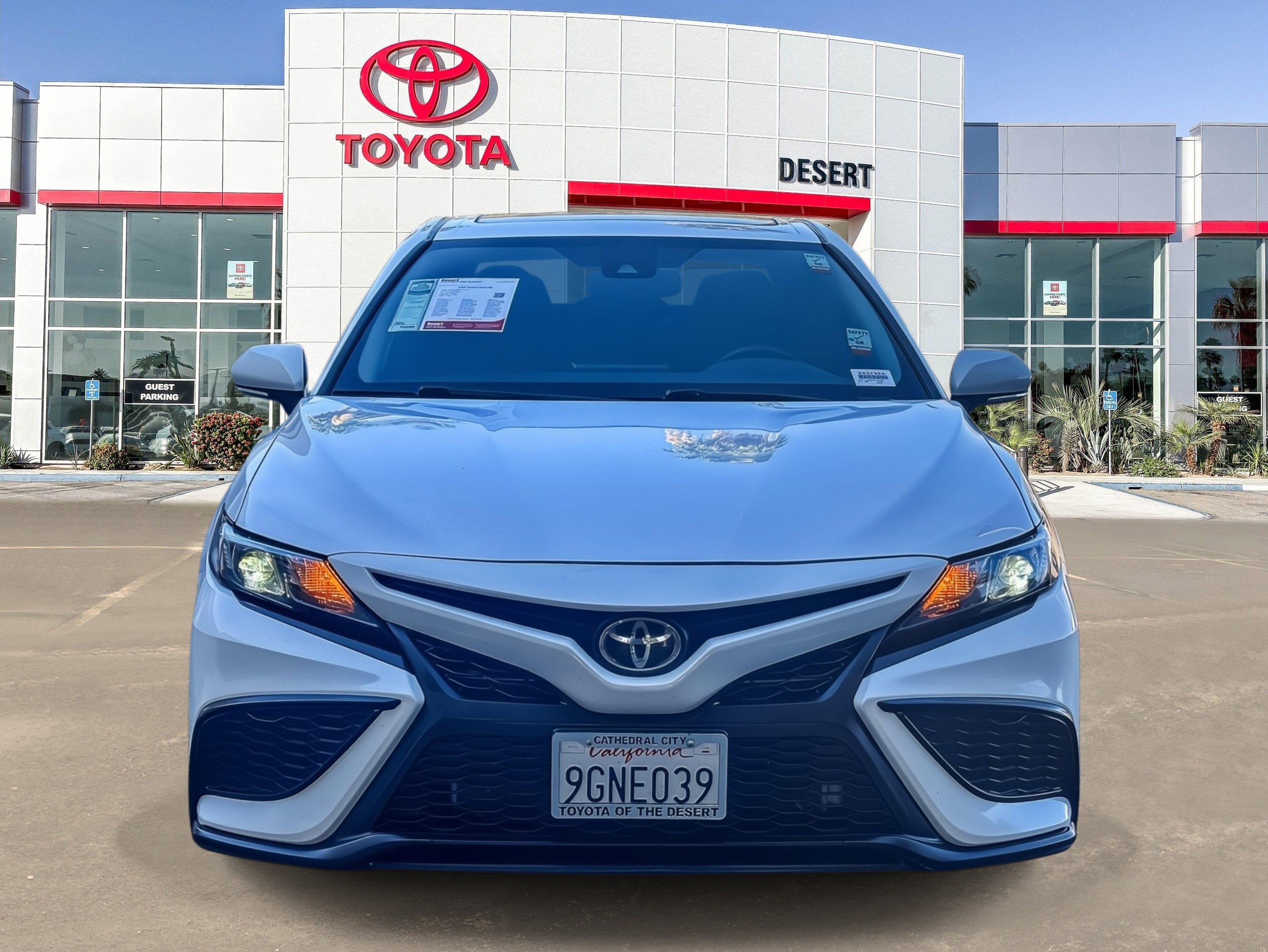 Used 2023 Toyota Camry SE w/ Convenience Package FWD video 2