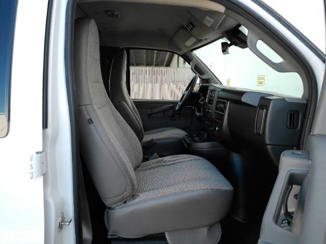Used 2025 Chevrolet Express 3500 LT w/ LT Preferred Equipment Group RWD image 19