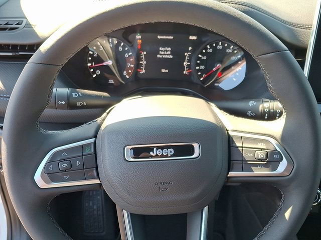 New 2026 Jeep Compass Latitude image 9