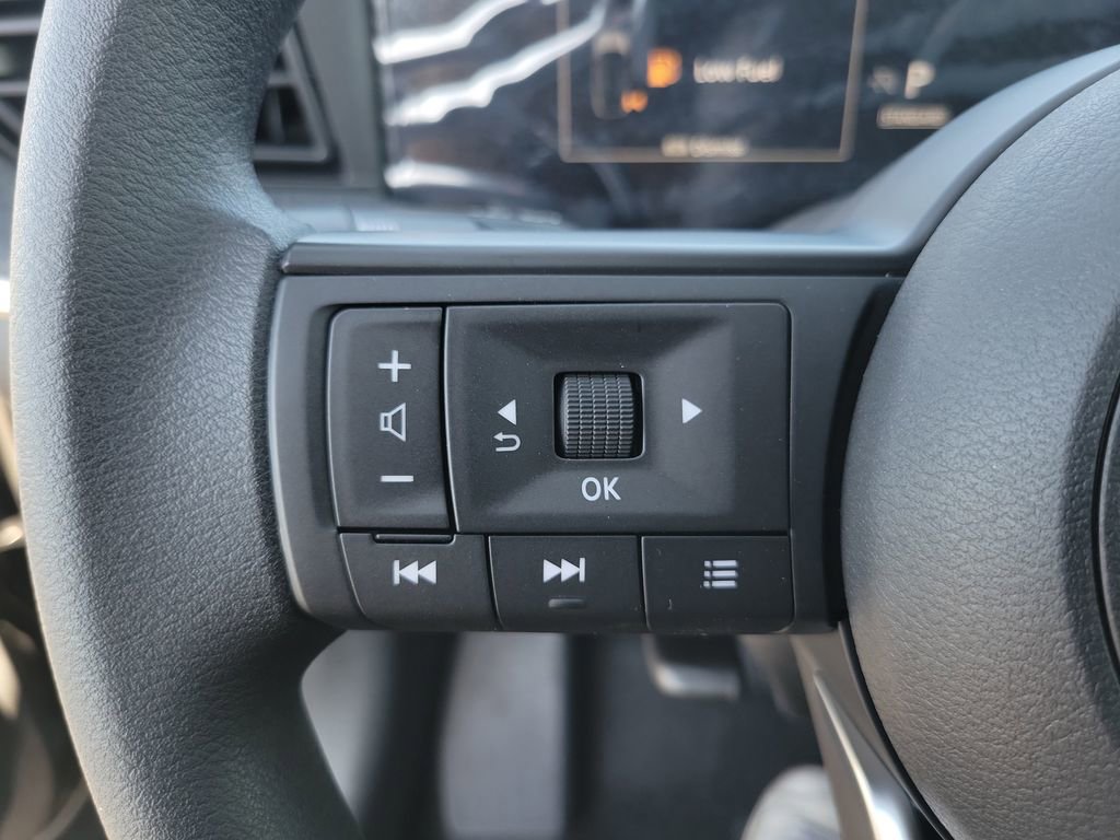 New 2026 Nissan Kicks S FWD image 7