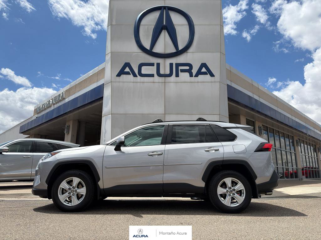 Used 2021 Toyota RAV4 XLE w/ Carpet Mat Package (TMS)