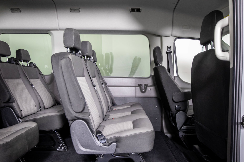 Used 2025 Ford Transit 350 XLT RWD image 10