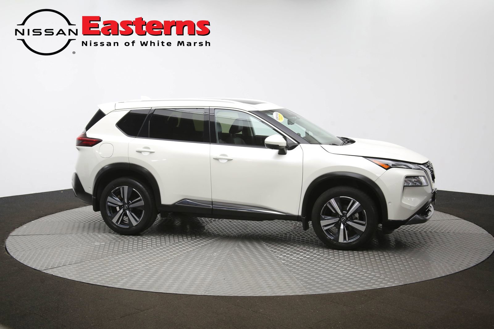 Used 2023 Nissan Rogue SL w/ SL Premium Package image 49