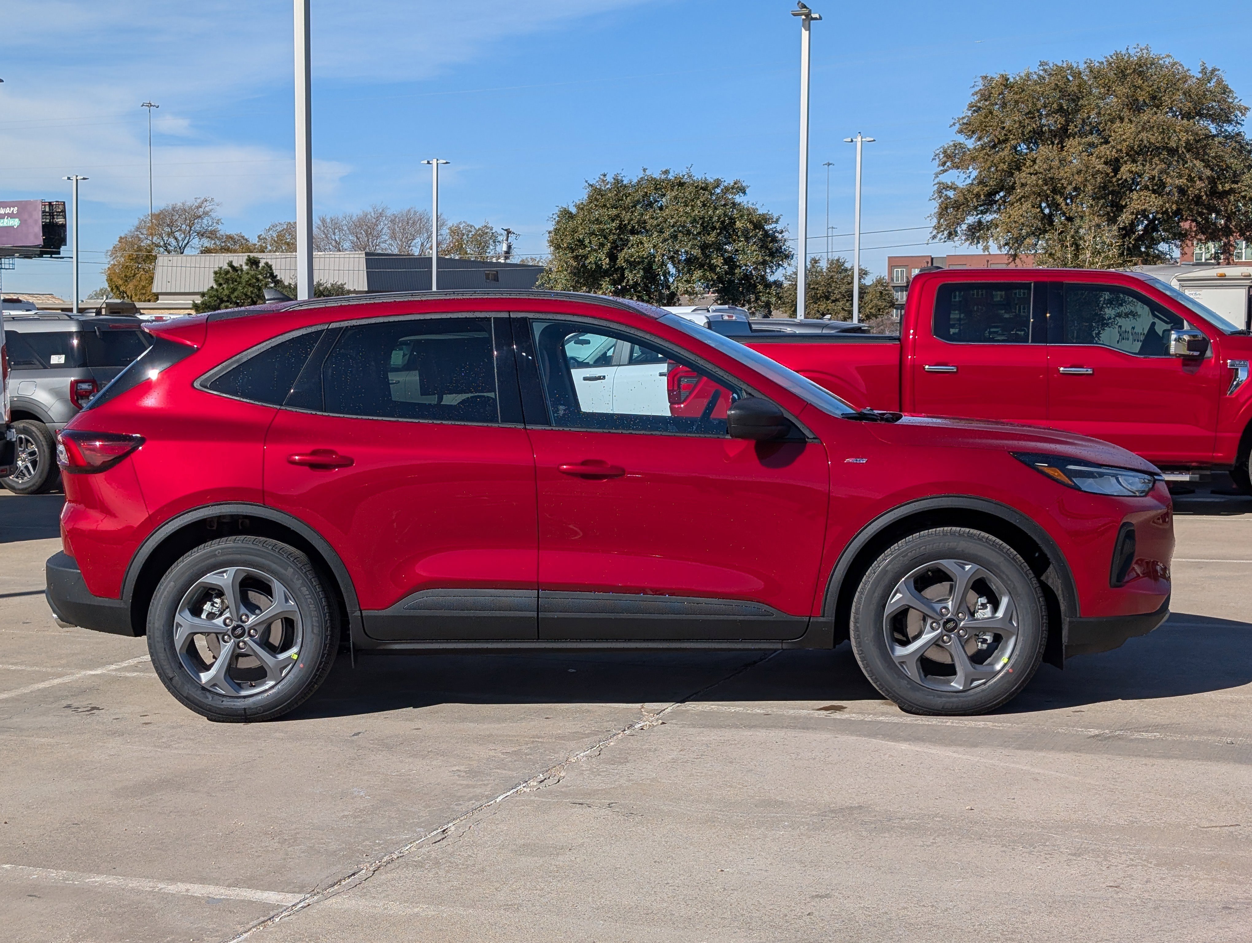 New 2026 Ford Escape ST-Line w/ Tech Pack #1 FWD image 3