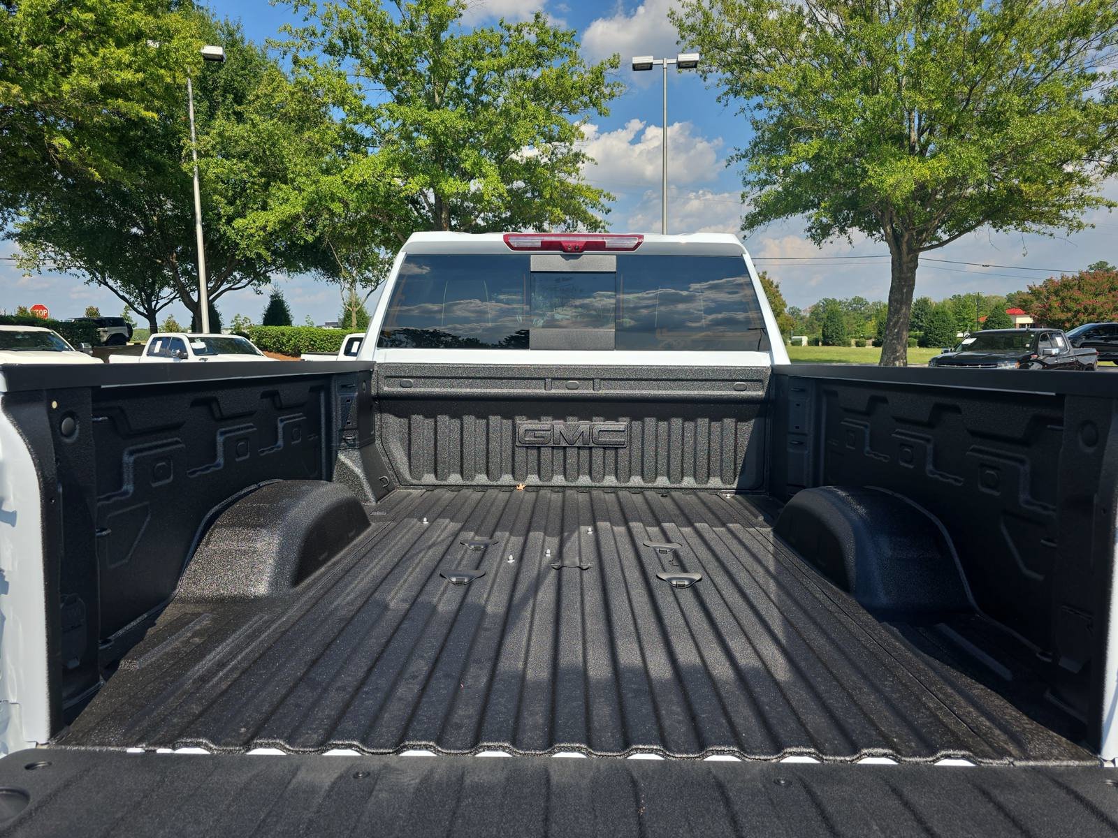 New 2026 GMC Sierra 2500 Denali Ultimate AWD/4WD image 12