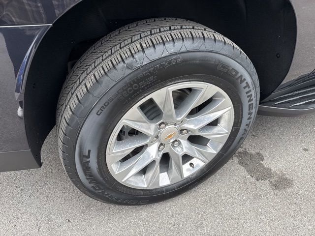 New 2026 Chevrolet Suburban Premier image 9