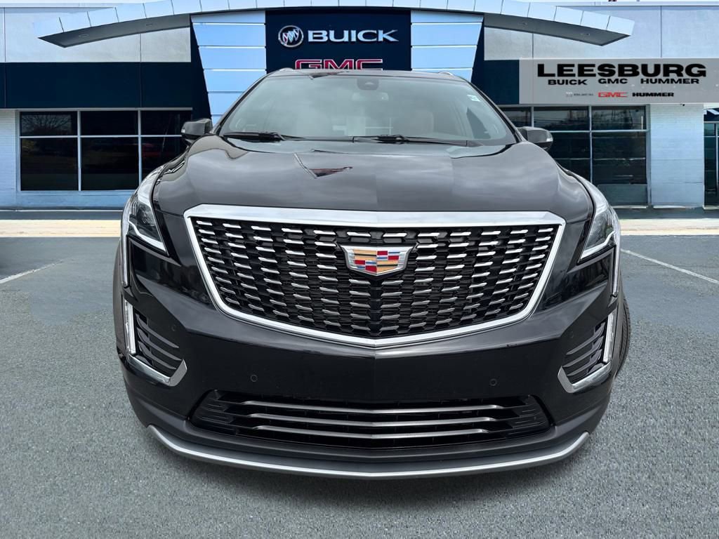 Used 2025 Cadillac XT5 Premium Luxury image 2