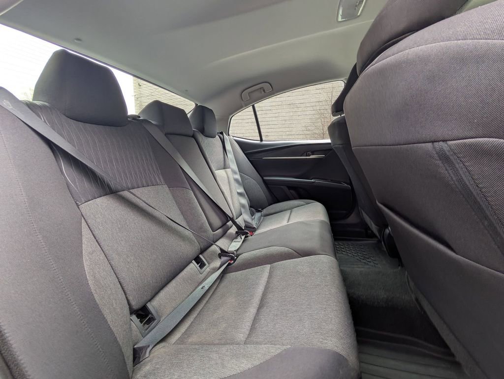 Used 2025 Toyota Camry LE FWD image 30