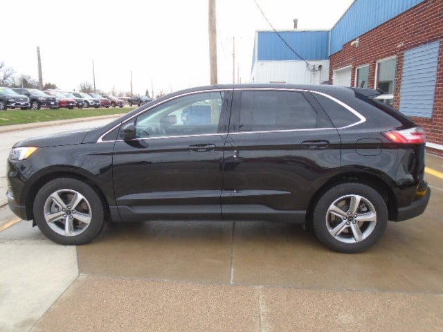 Used 2023 Ford Edge SEL w/ Convenience Package AWD/4WD image 2