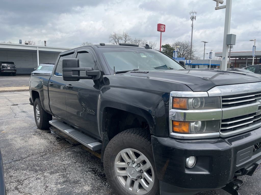 Used 2016 Chevrolet Silverado 2500 High Country w/ Duramax Plus Package image 2