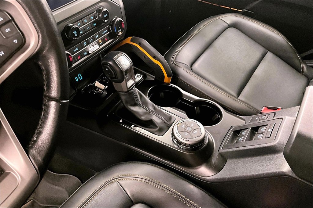 Used 2022 Ford Bronco Badlands w/ Sasquatch Package image 16