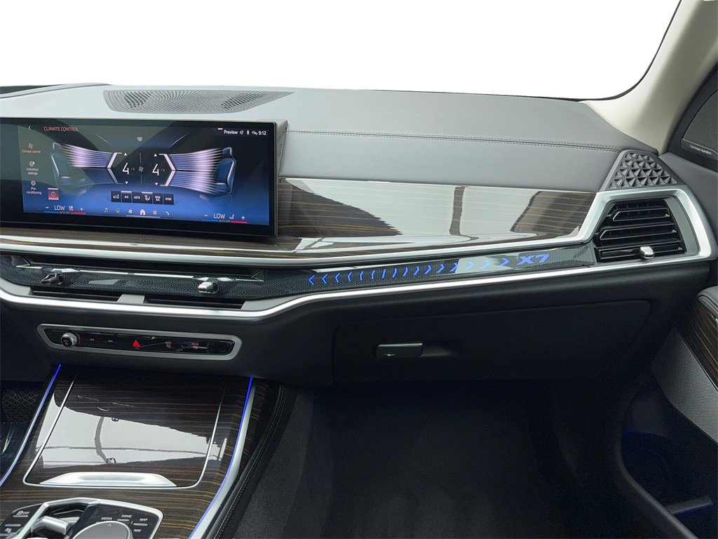 Used 2024 BMW X7 xDrive40i image 20