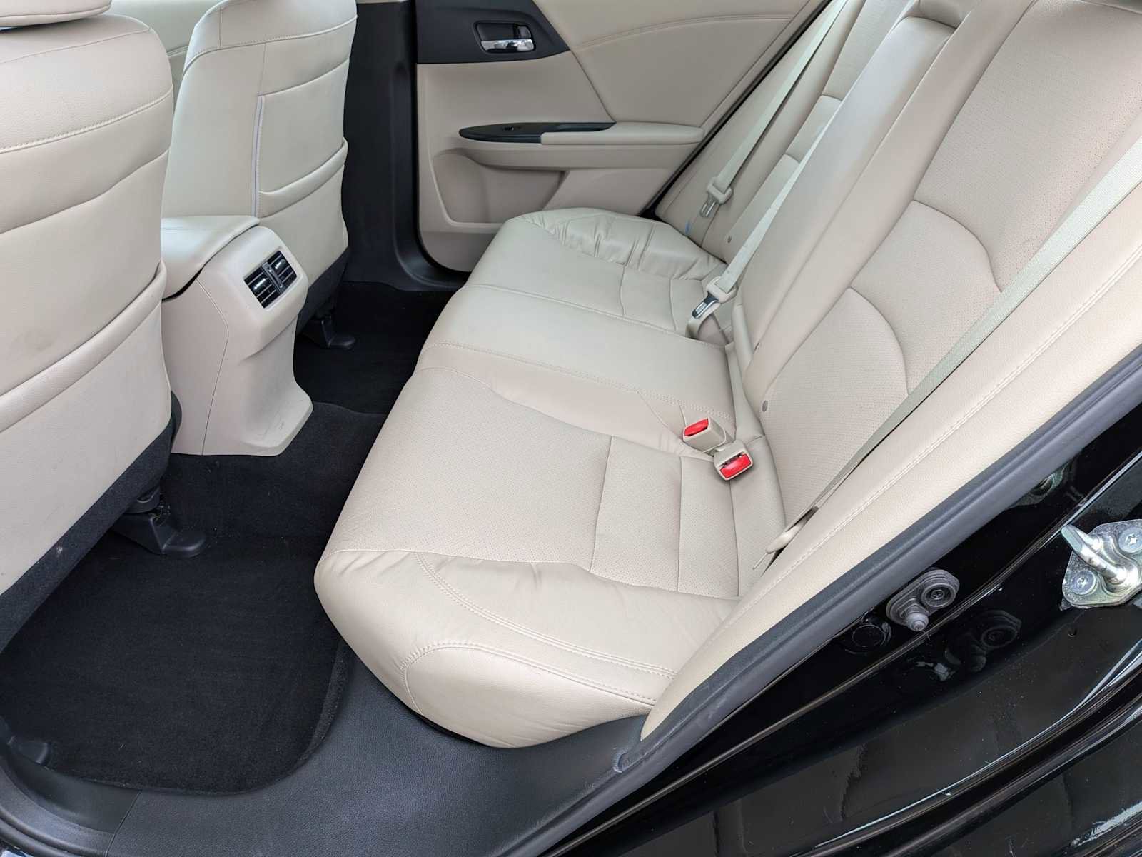 Used 2016 Honda Accord EX-L image 17