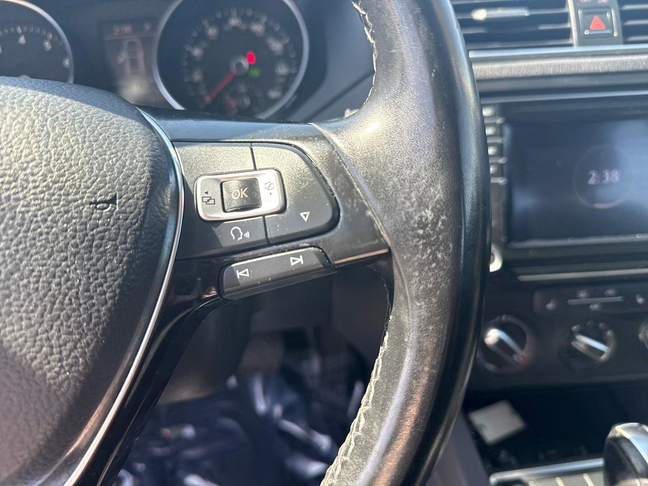 Used 2017 Volkswagen Jetta SE image 17