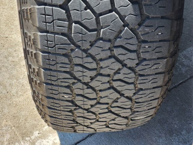 Used 2024 GMC Sierra 1500 Elevation image 11