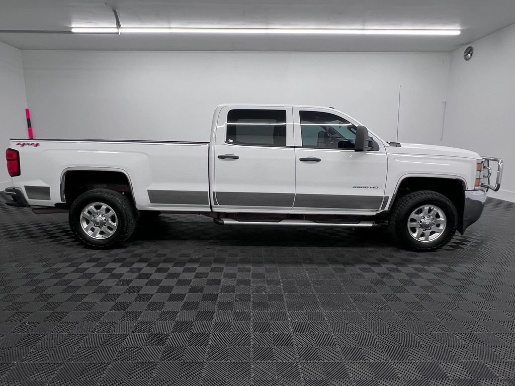 Used 2015 Chevrolet Silverado 3500 LT AWD/4WD image 7