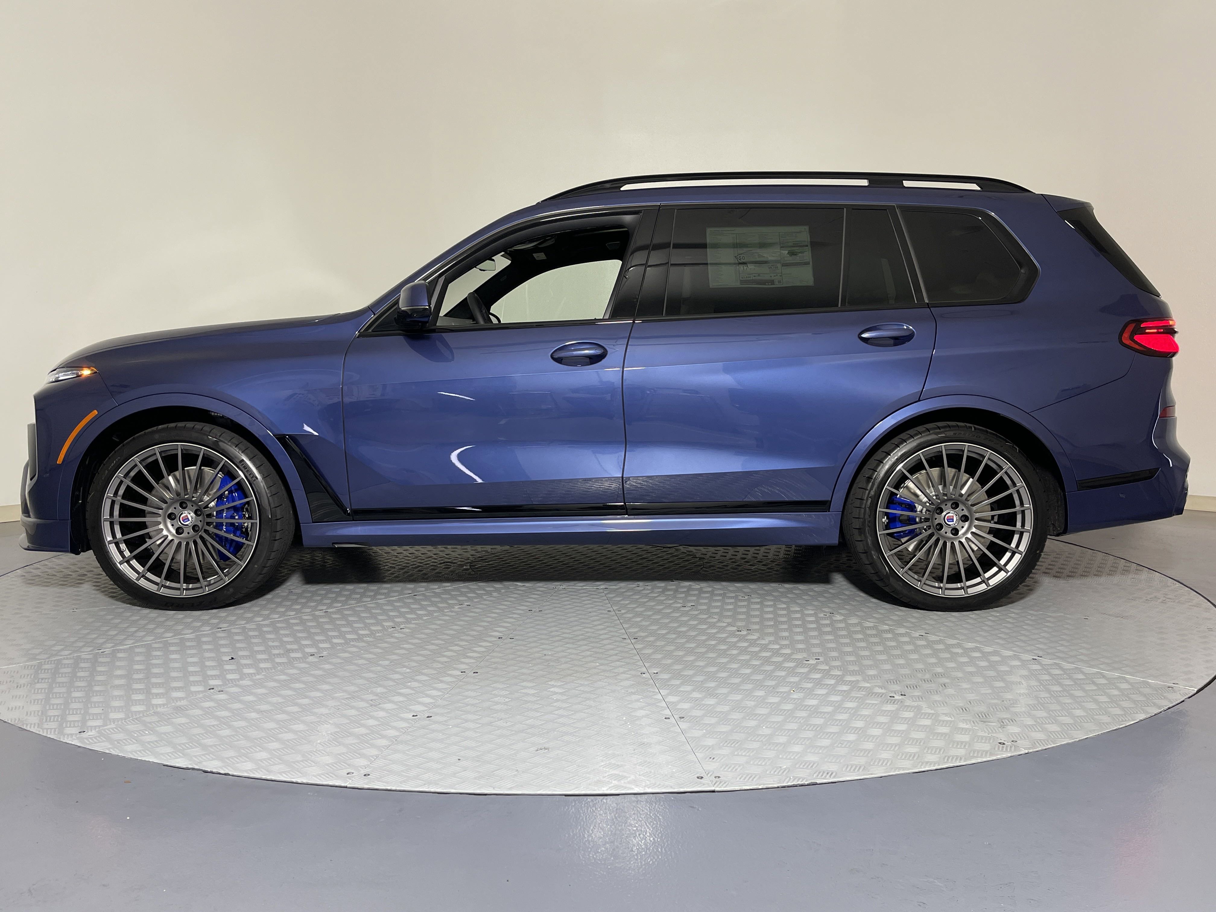 New 2026 BMW ALPINA XB7 image 4