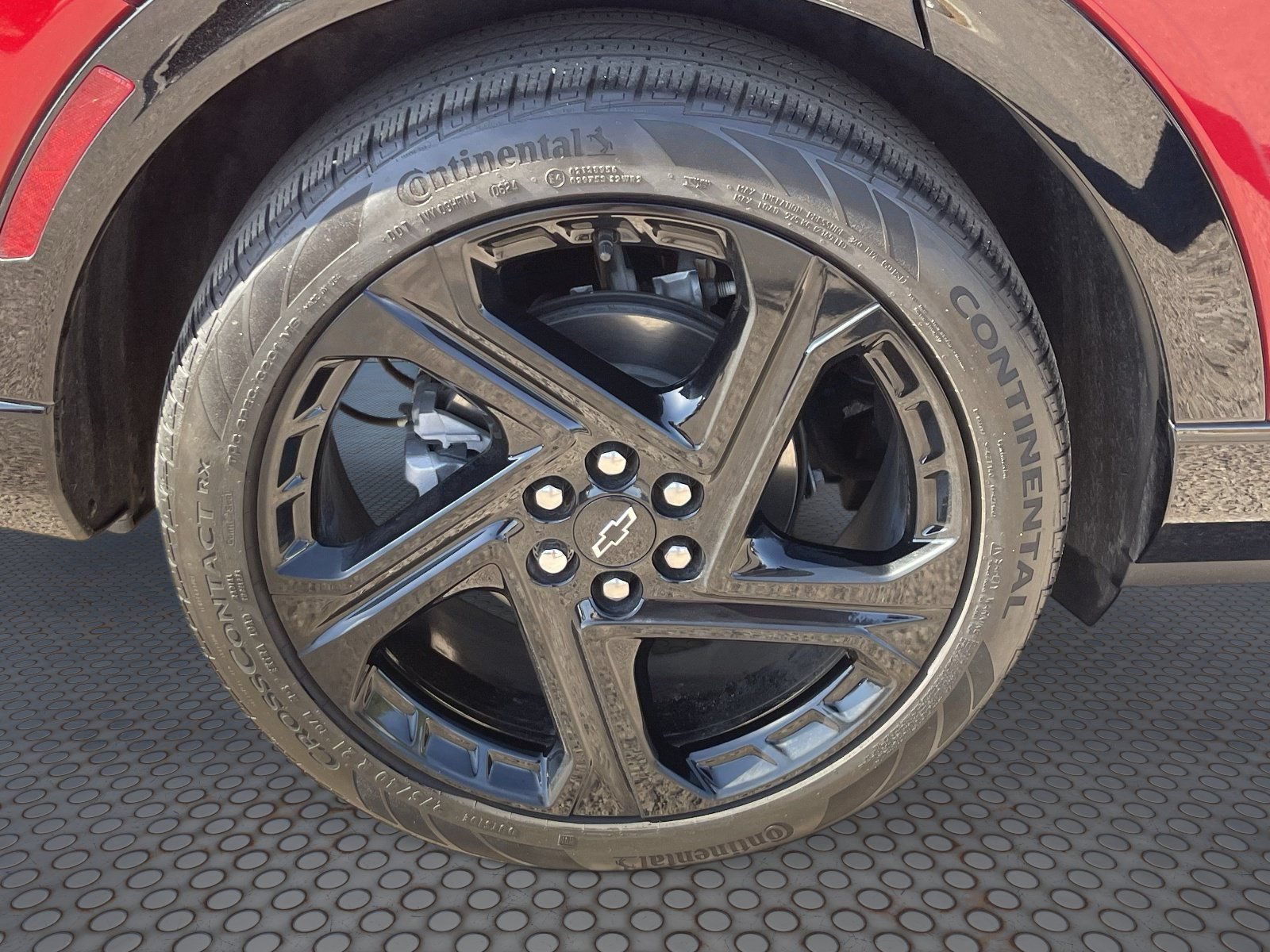 Certified 2024 Chevrolet Equinox EV RS FWD image 10