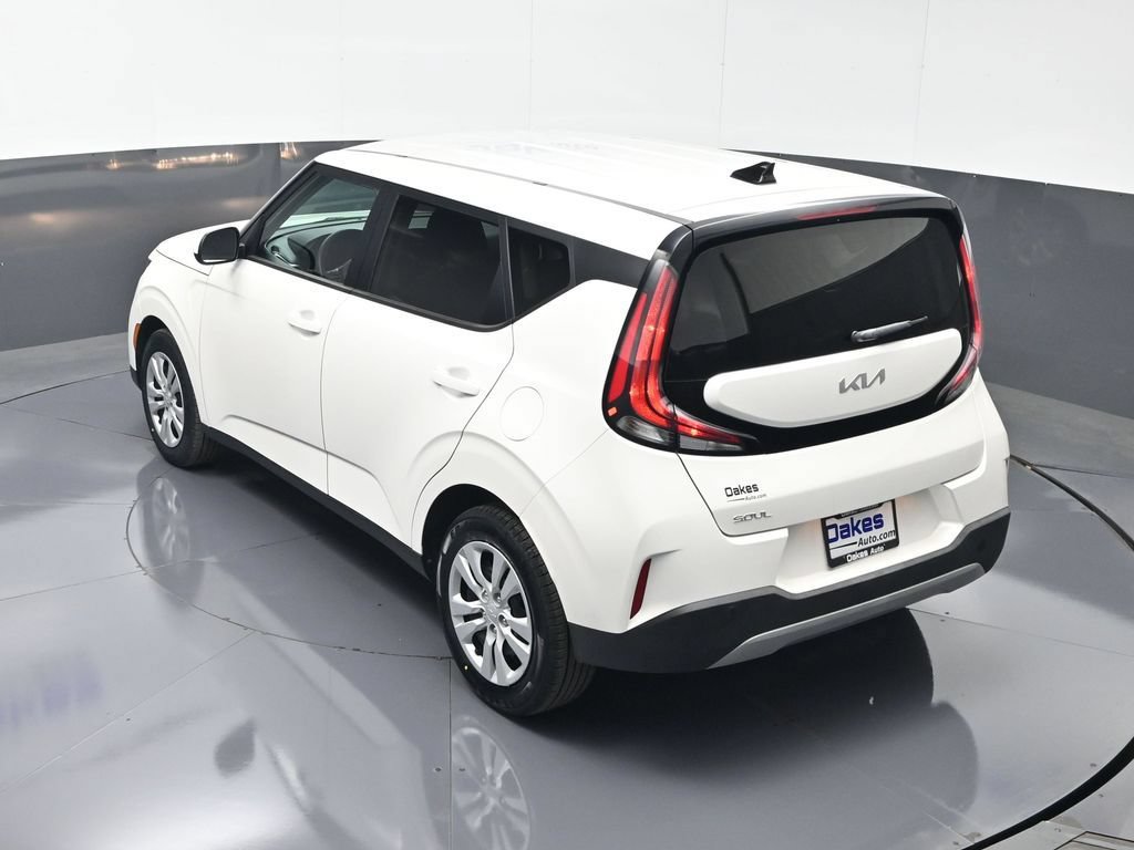 Used 2023 Kia Soul LX FWD image 45