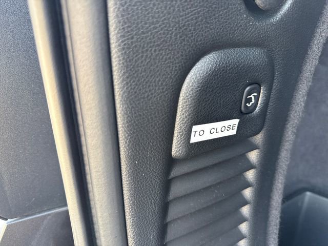 Used 2020 Dodge Durango R/T w/ Blacktop Package RWD image 33