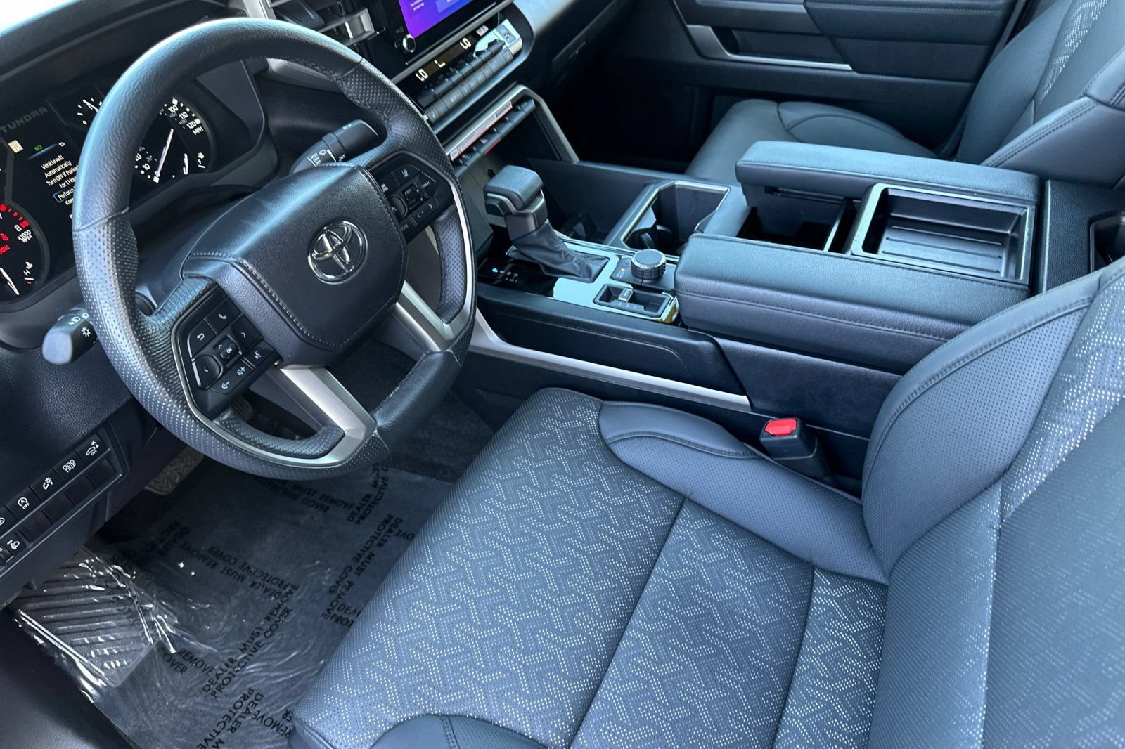 Used 2025 Toyota Tundra SR5 w/ SR5 Premium Package AWD/4WD image 10