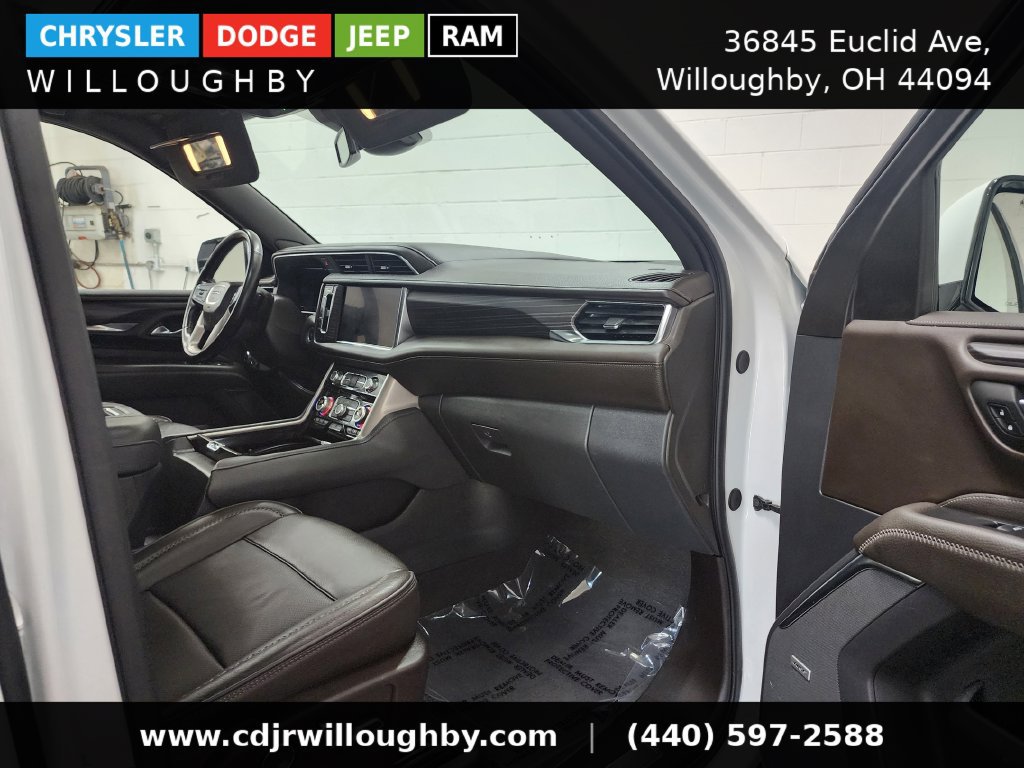 Used 2023 GMC Yukon Denali AWD/4WD image 42
