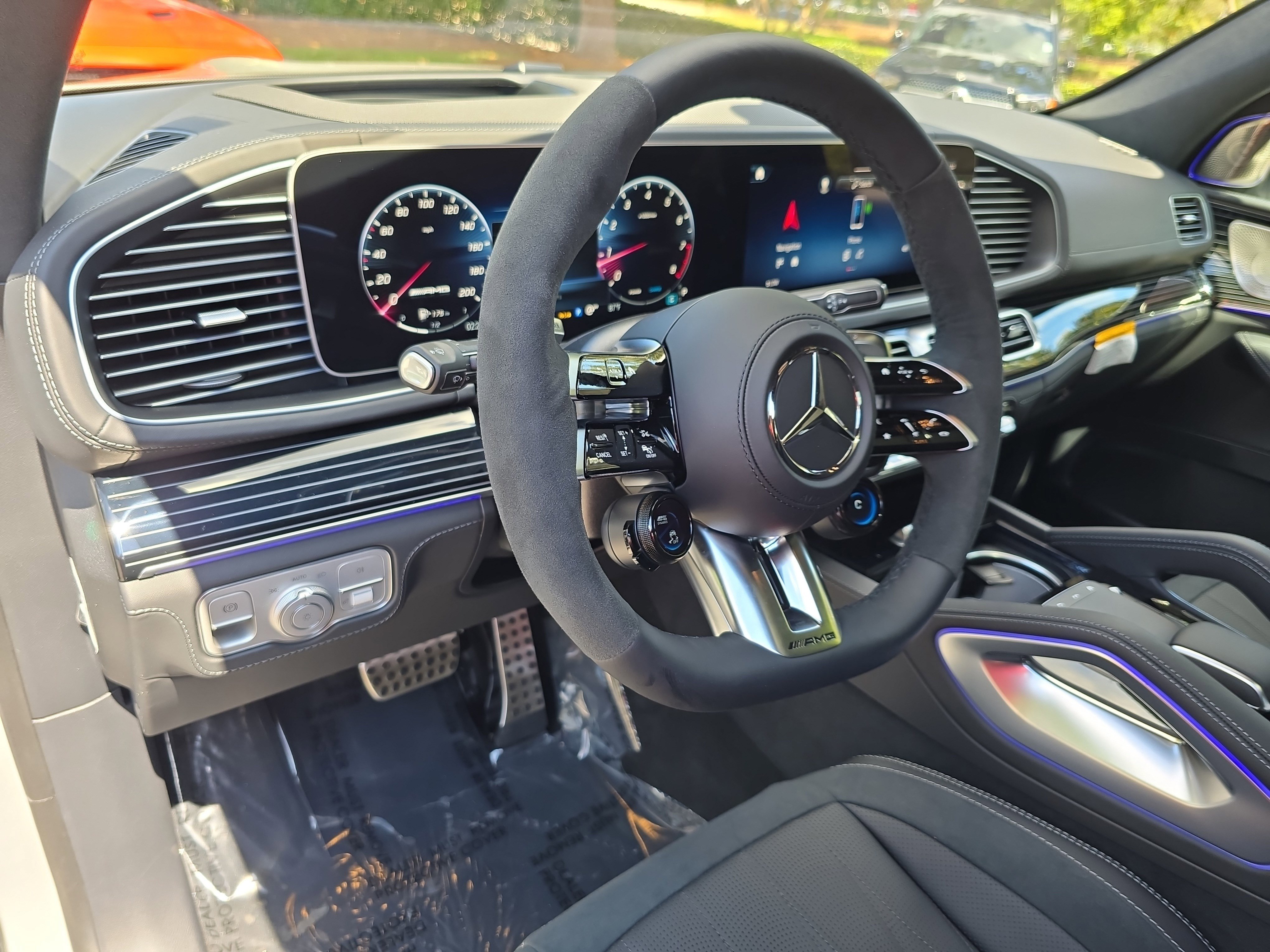 New 2026 Mercedes-Benz GLS 63 AMG 4MATIC image 17