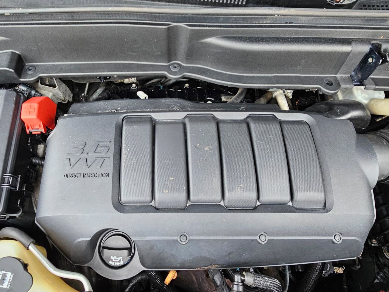 Used 2012 GMC Acadia SLE image 29