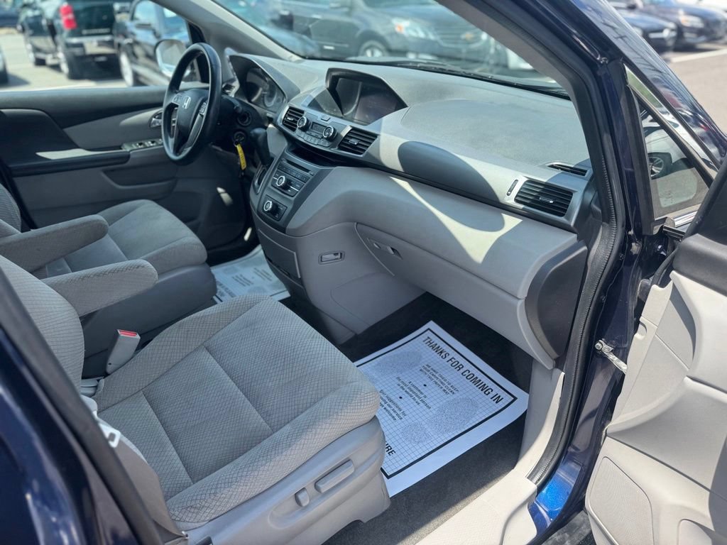 Used 2015 Honda Odyssey LX image 20