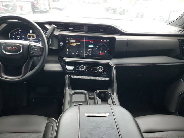 Used 2025 GMC Sierra 2500 AT4X AWD/4WD image 13