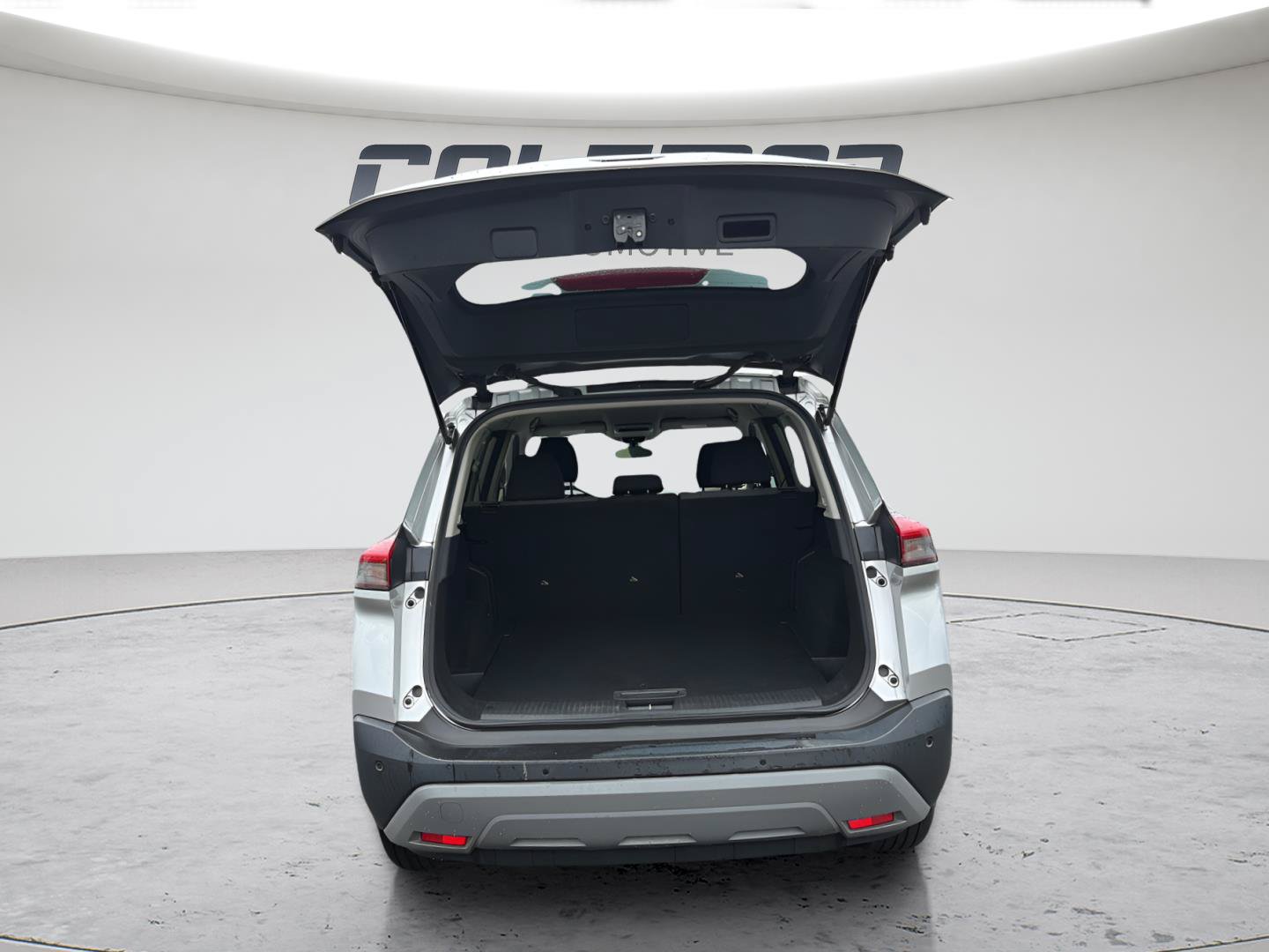 Used 2023 Nissan Rogue SV AWD/4WD image 31