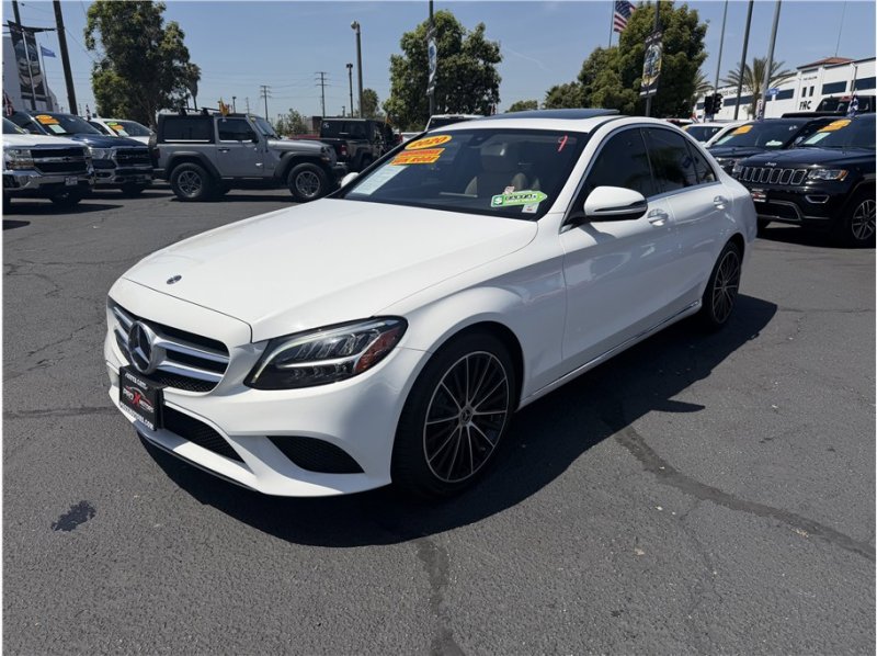 Used 2020 Mercedes-Benz C 300 Sedan image 3