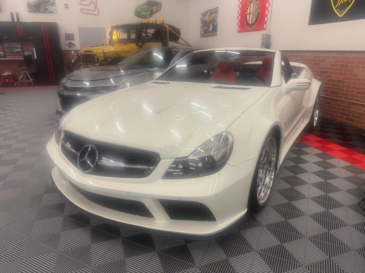 Used 2008 Mercedes-Benz SL 600 image 24